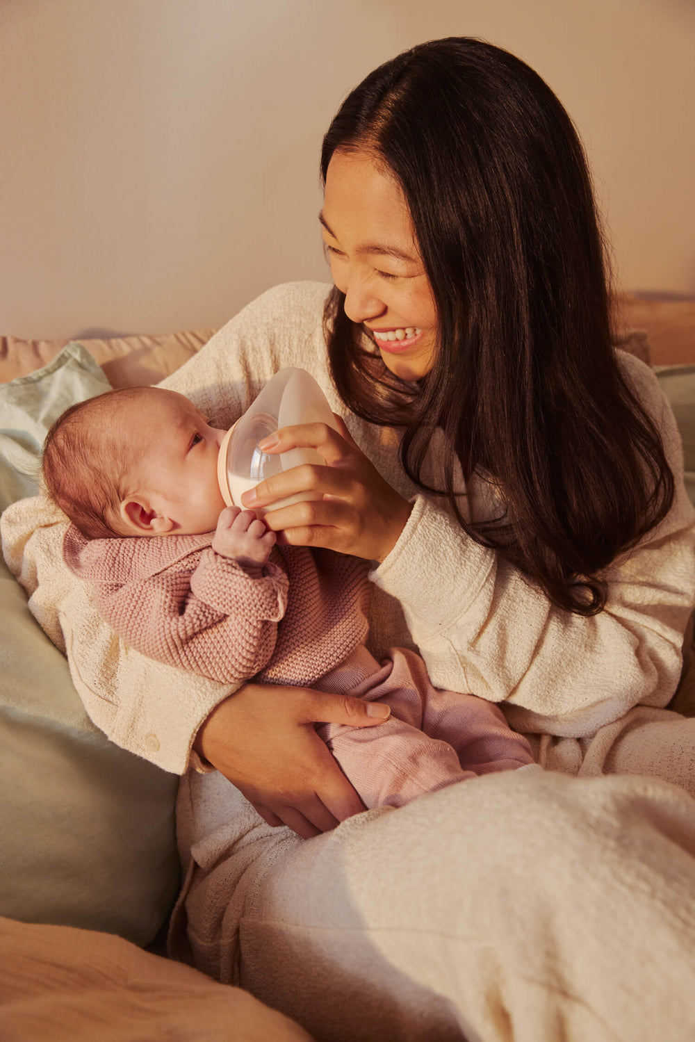 Science Based Bottle Feeding Inspired by Babies Emulait Emulait Staging